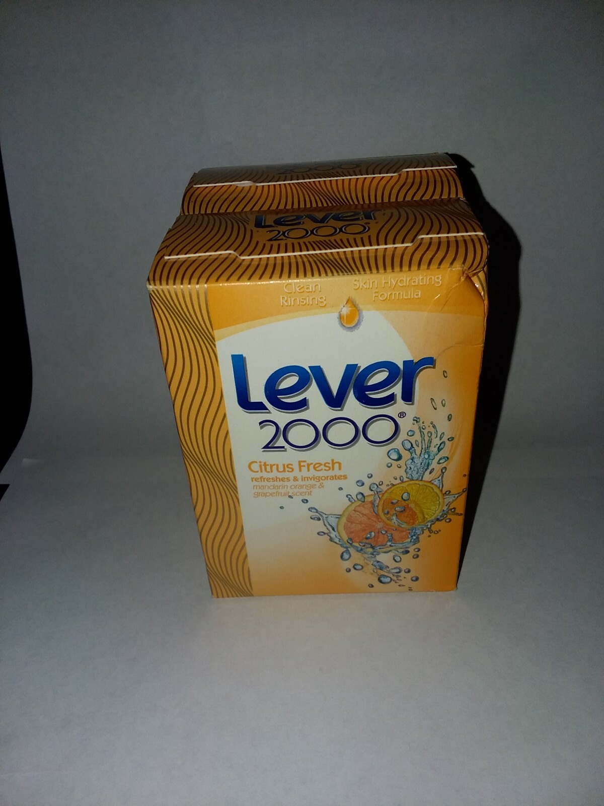 Lever 2000 Citrus Fresh Bar Soap 2 Bars. New In Box