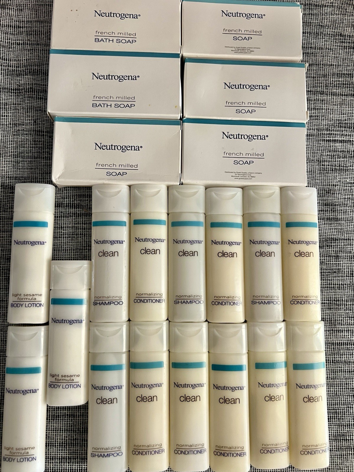 NEUTROGENA TRAVEL Sz LOT French Milled Bath Soap Shampoo Conditioner Body Lotion