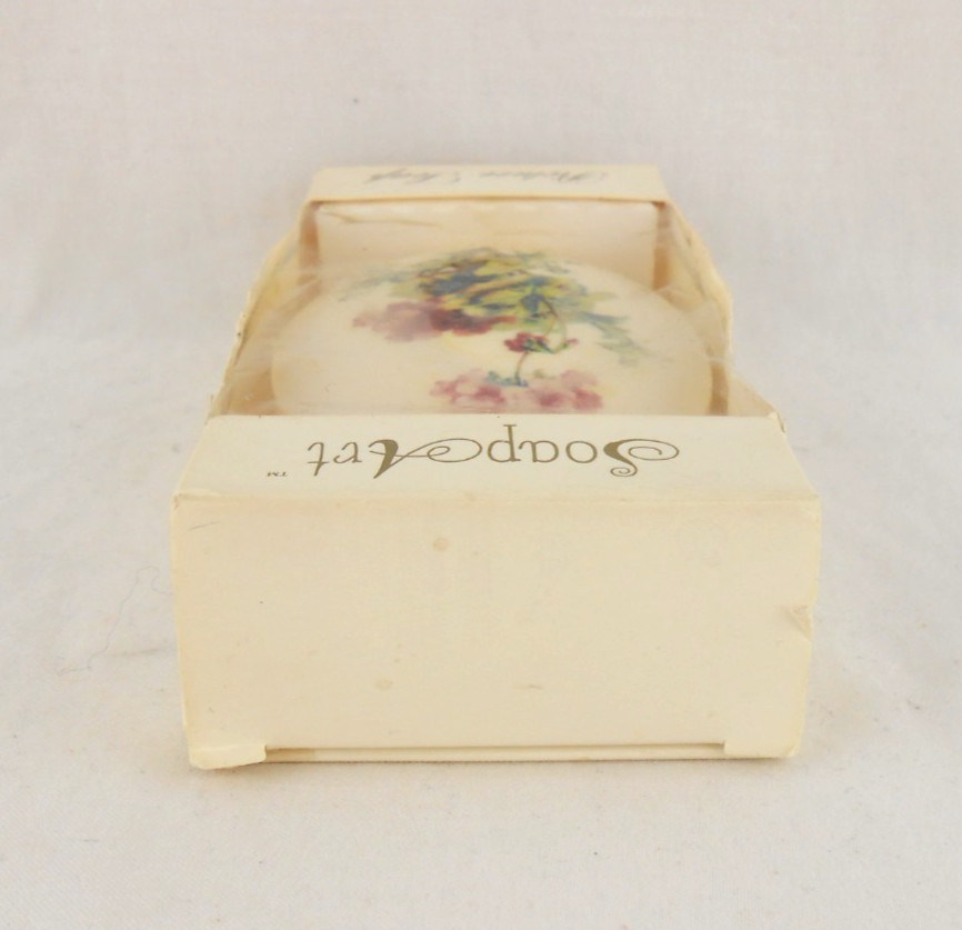 Lasting Impressions Soap Art 3.0 oz Picture Soap Bath Bar Floral Plant Design