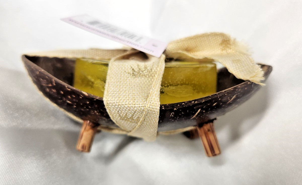 Waiwai Collection Hawaii Handcrafted Artisan Pineapple Soap