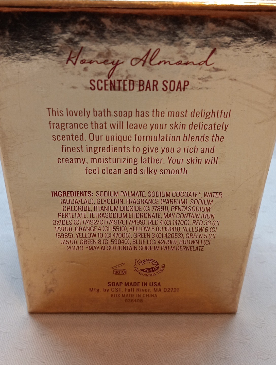 Vintage Honey Almond Scented Bath Soap In Christmas Box! USA Large 10 oz.