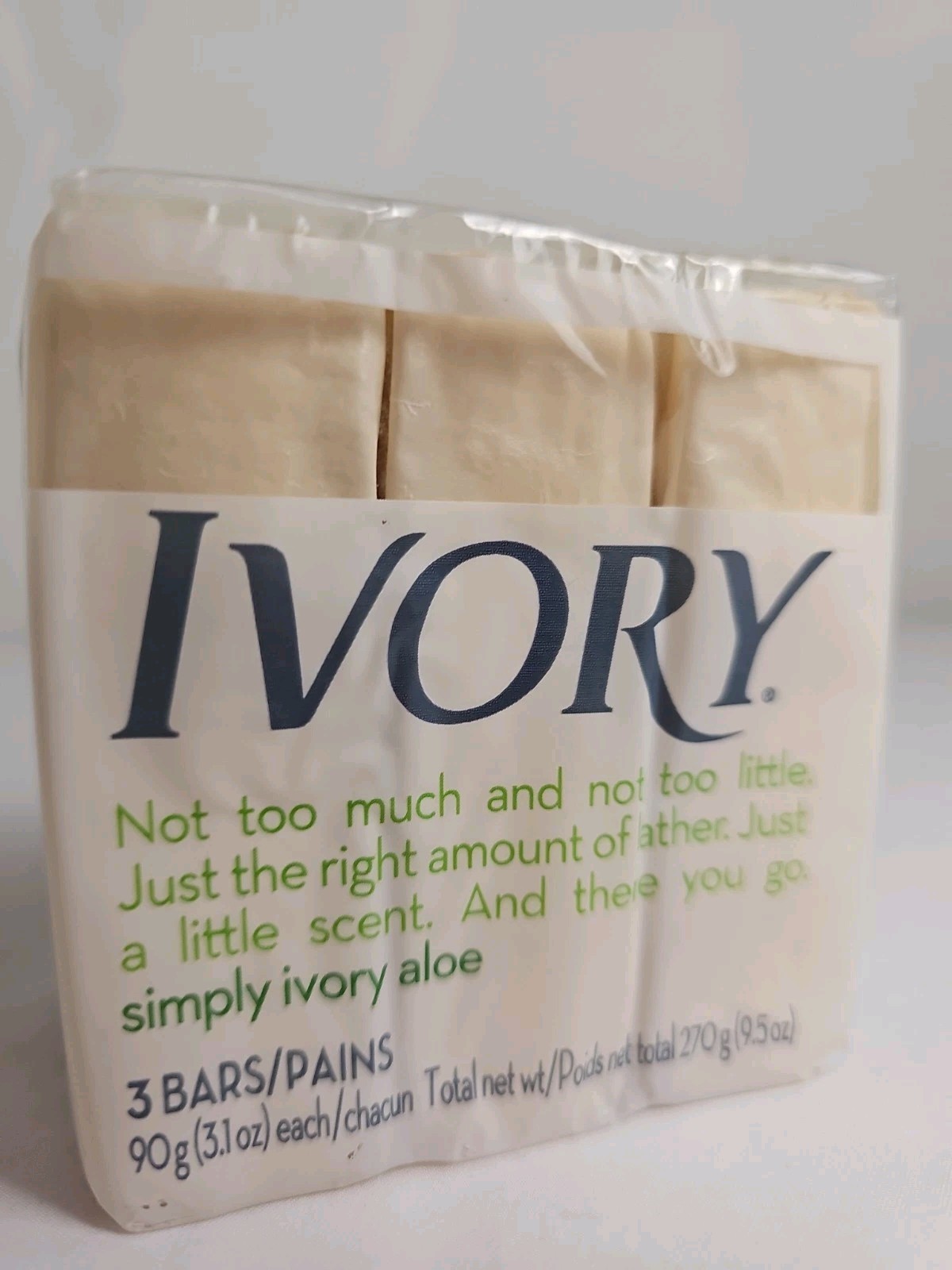 Vintage Ivory Simply Ivory Aloe Soap 3 Bar Pack 9.5 oz Sealed Unopened