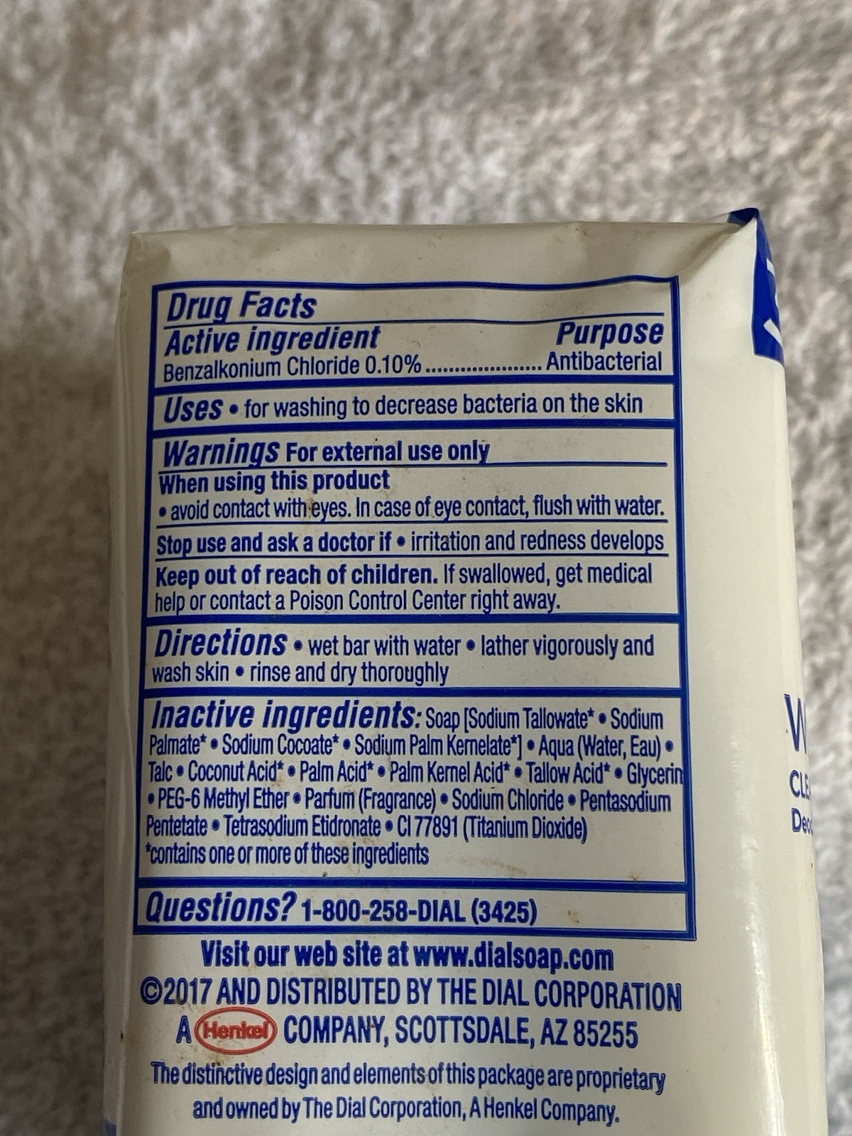 Dial Antibacterial Deodorant Soap, White, 4 Ounce (Pack of 3) Bars