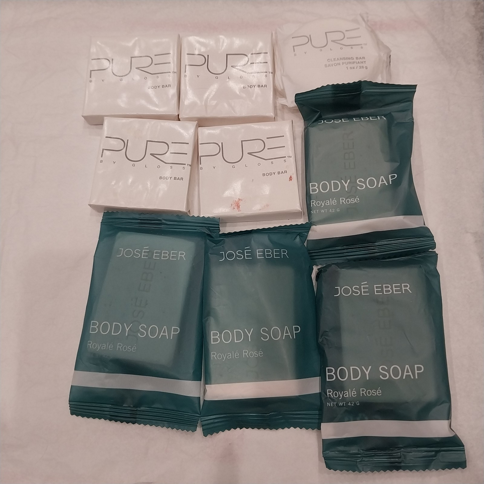 Mixed Lot of 25 Individual Soaps Travel Mini Bar Soap Toiletries Samples