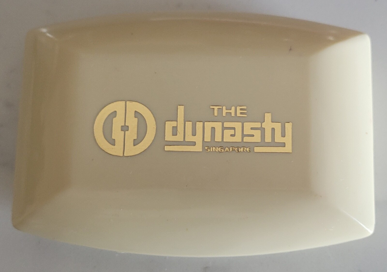 VINTAGE NEW Dynasty Hotel Singapore Cussons Soap in Plastic Travel Case