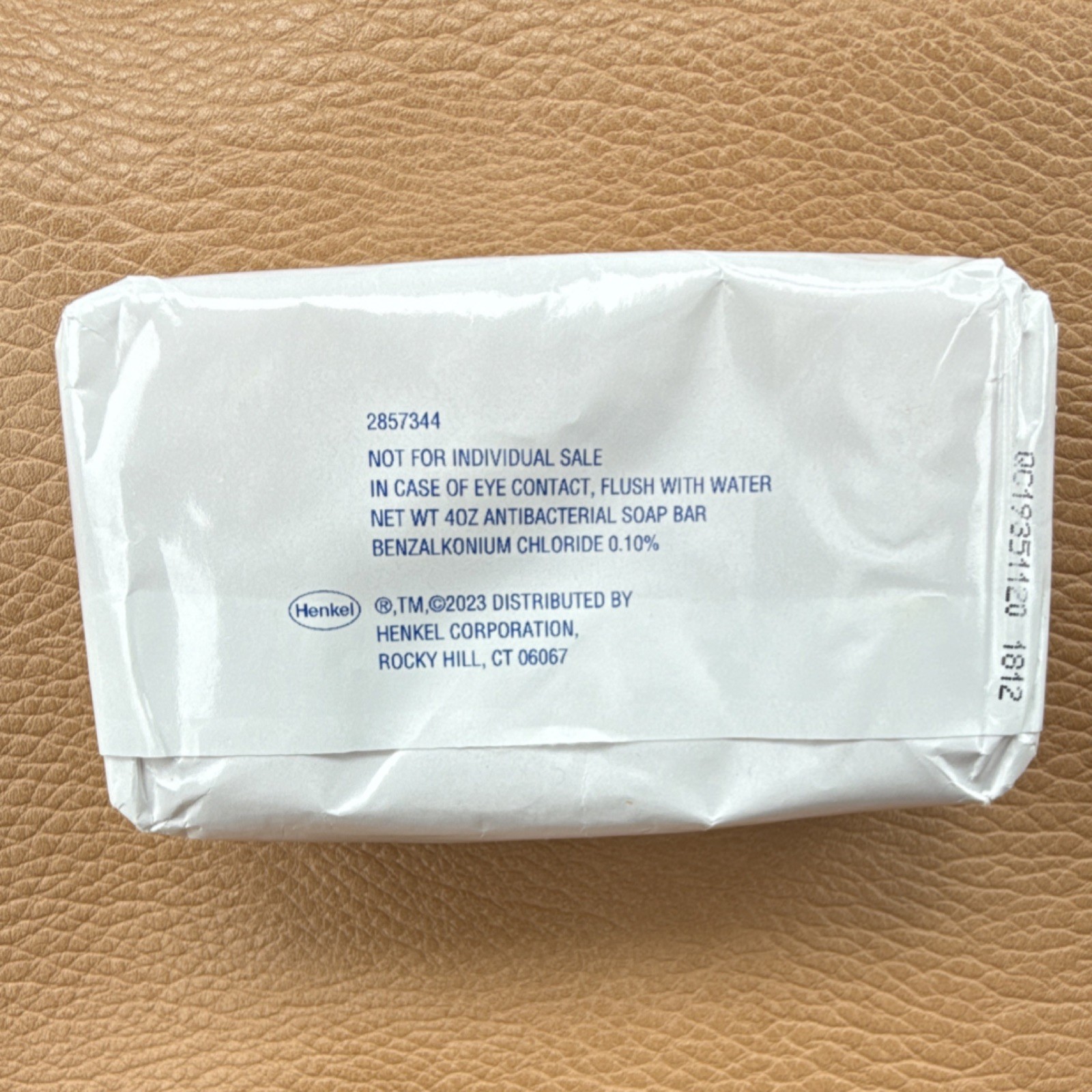 Dial Antibacterial Soap Bar 4 oz White Rectangular Benzalkonium Chloride 2857344