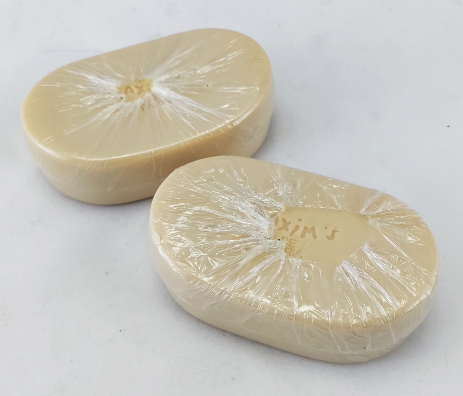 Maxim’s De Paris Lot Of 2 Perfumed Bath Soaps 4 Oz 113G Each