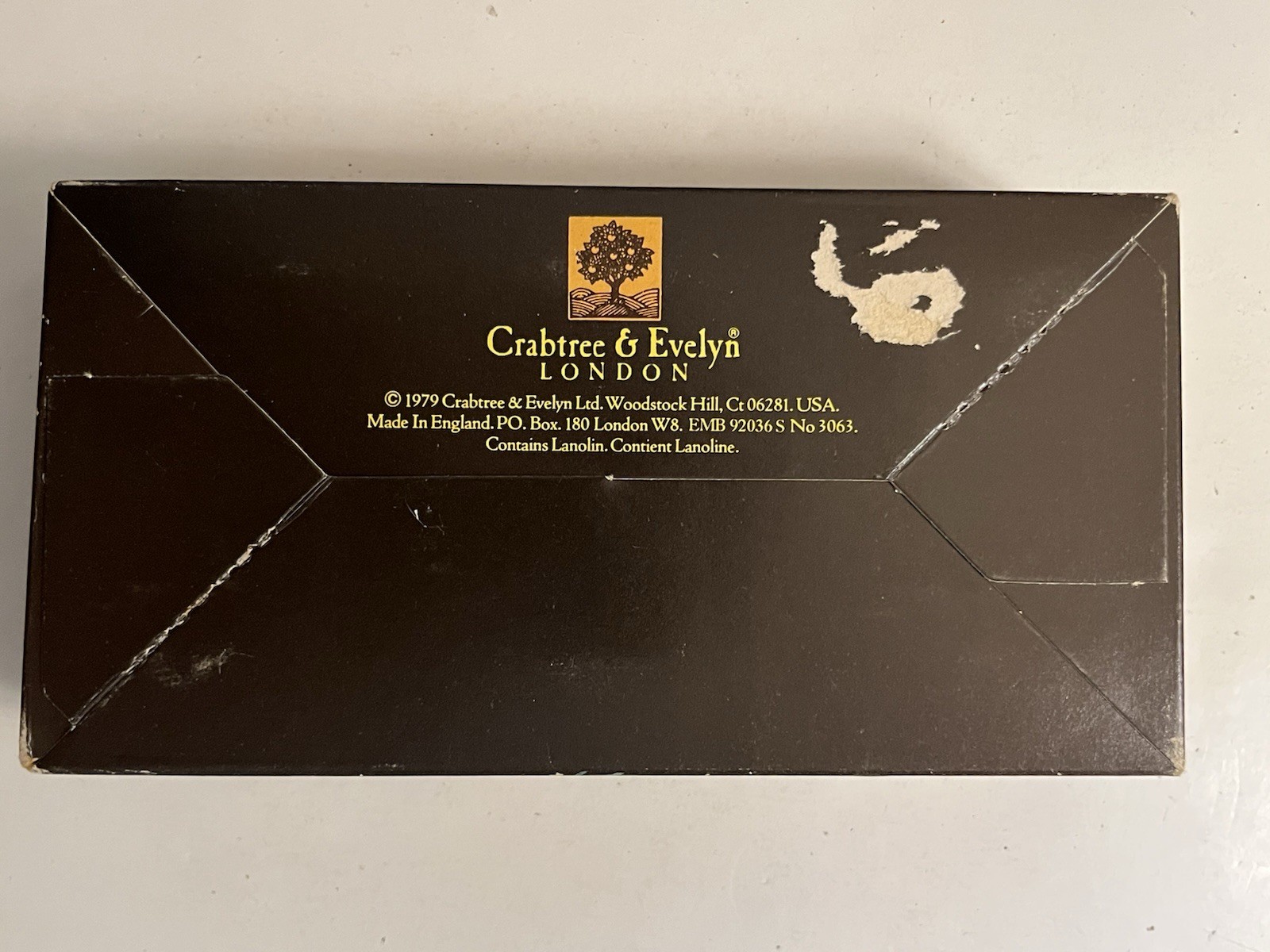 Crabtree and Evelyn Brown Windsor Soap Set of 3 in Original Box New and Unused