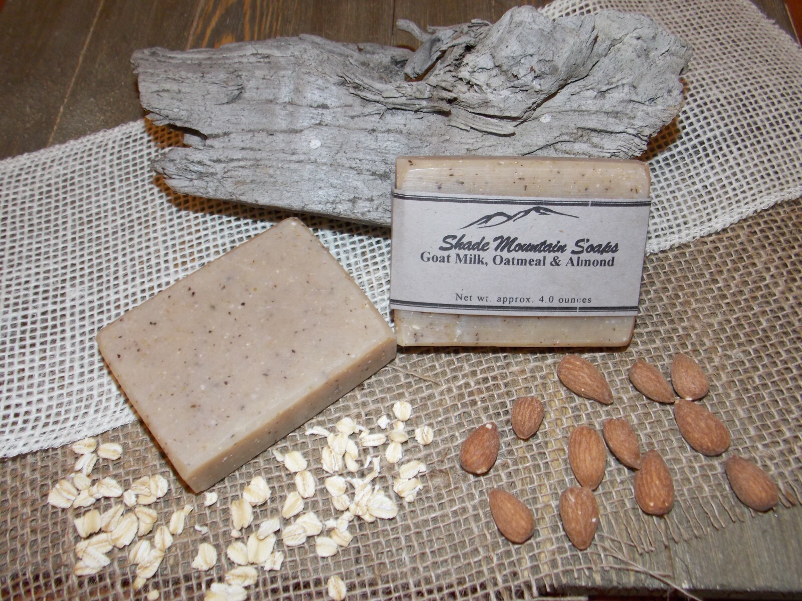 Goat Milk Soap Homemade / Handmade Moisturizing – 4 oz bar – Oatmeal & Almond