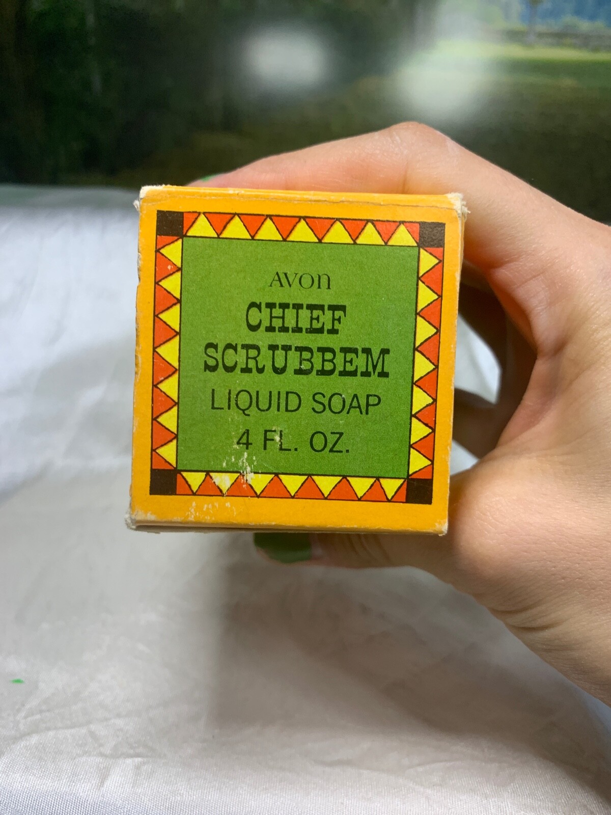 Avon Chief Scrubbem 4 fl oz Liquid Soap (new with box)