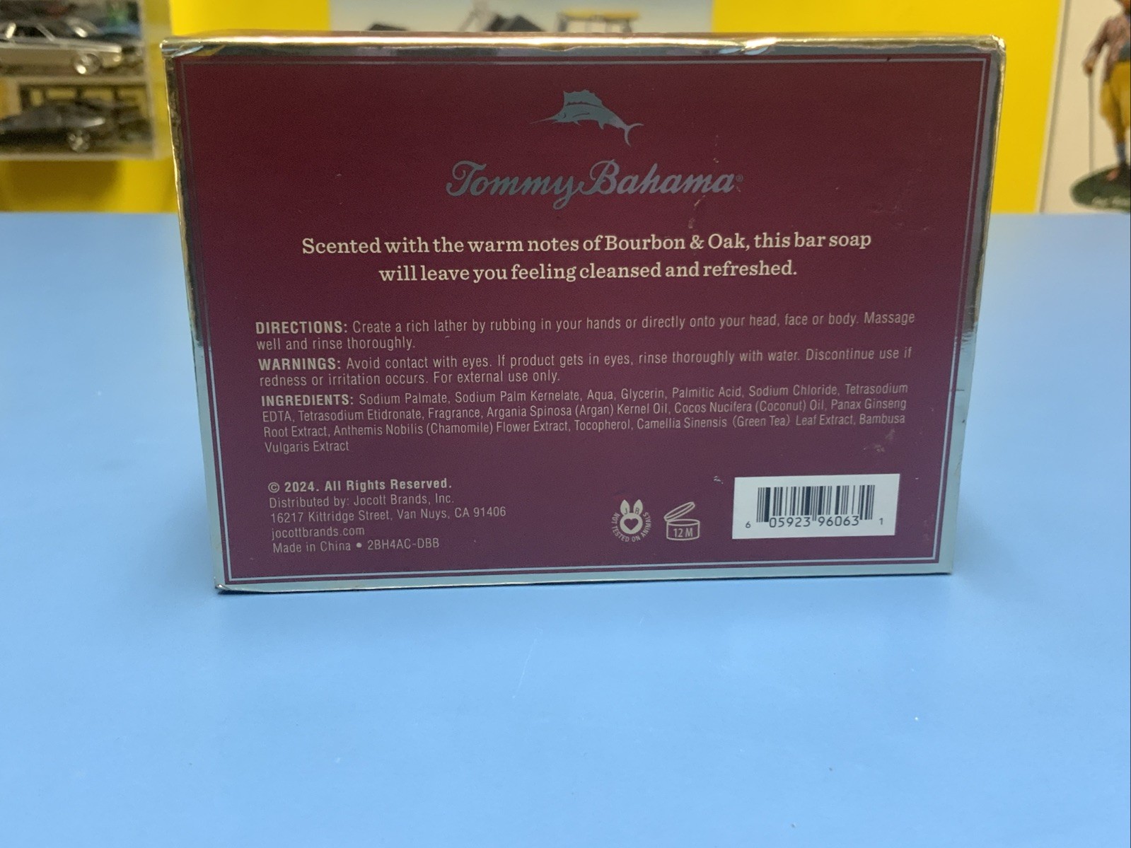 Tommy Bahama Bar Soap Bourbon & Oak 10 Oz Hair Face Body Damaged Box NEW