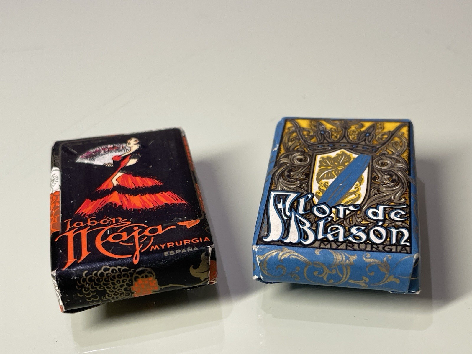 MYRURGIA Vintage RARE Small Travel 2 PERFUMED SOAPS Flor De Blason & Jabon Maja