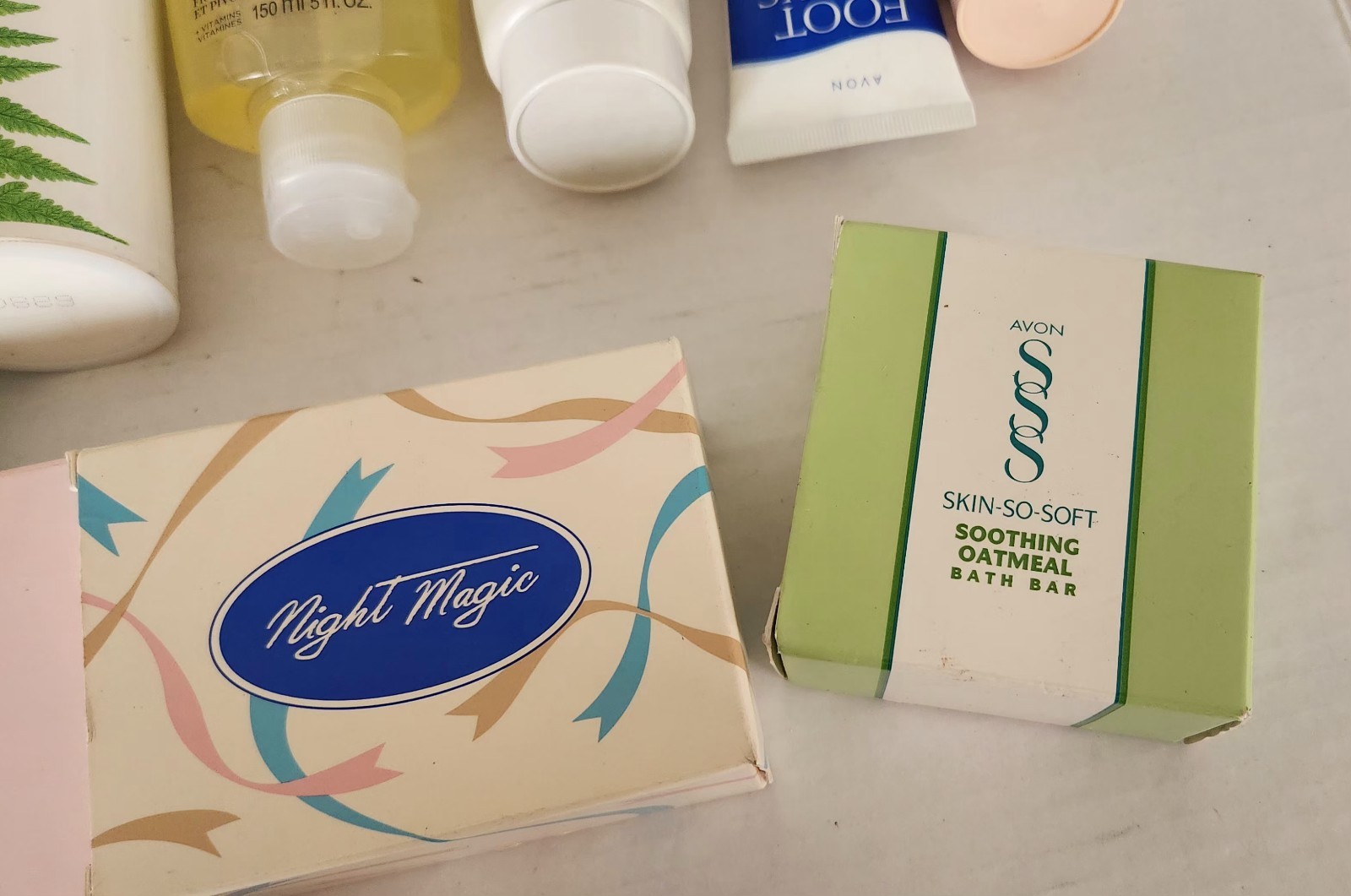 Vintage Avon Products Lotion Shampoo Soap Bath New NOS 25 Piece