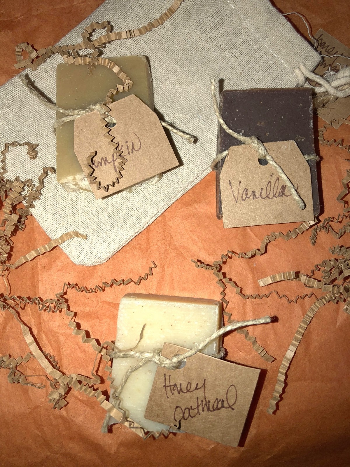BRAND NEW ORGANIC SOAP SAMPLER – 3 HALF BARS IN BURLAP BAG 6.75 oz Good Earth