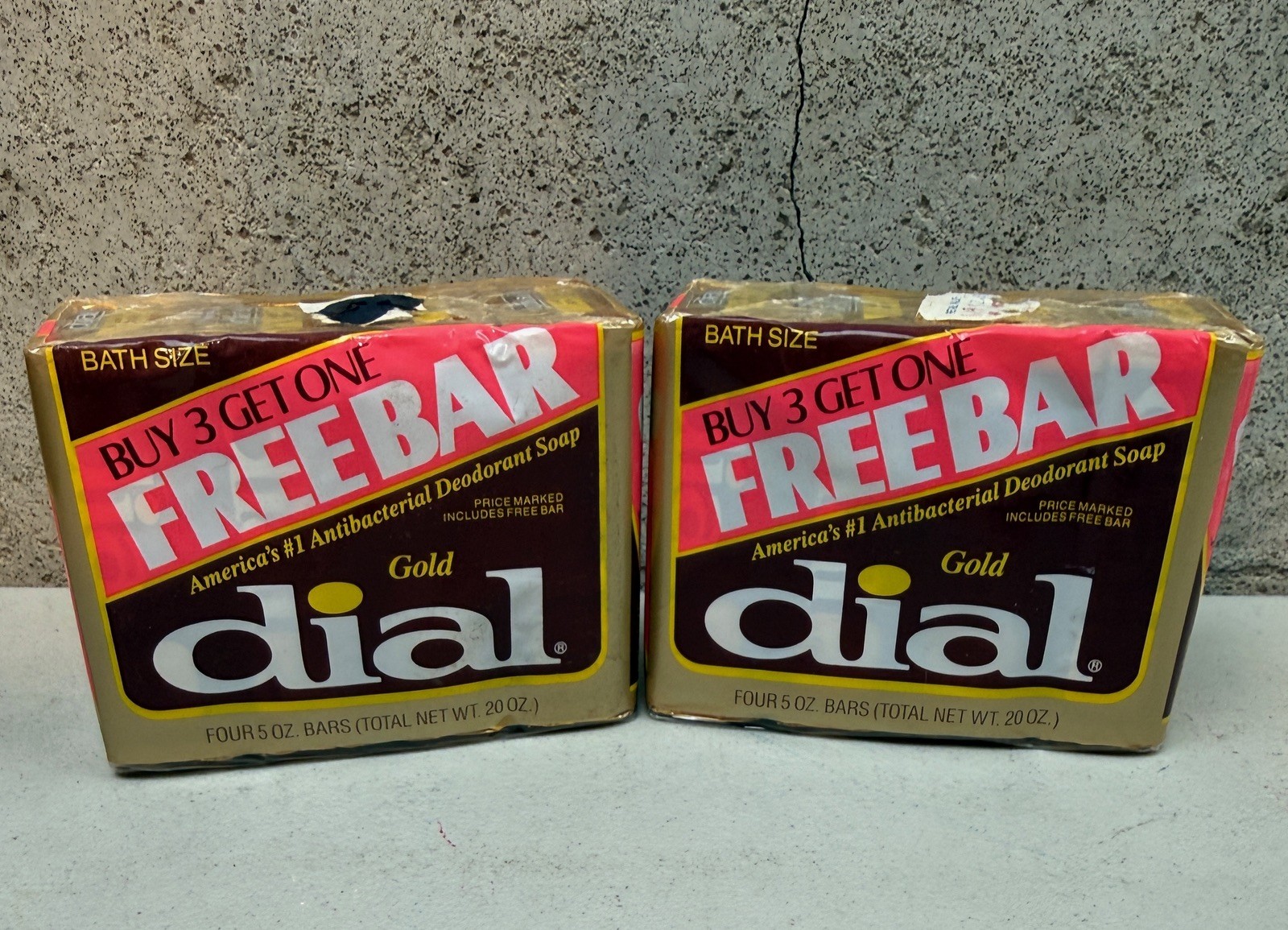 DIAL GOLD 5oz Bar Bath Soap Gold Foil Lot of 2 4 Pack Antibacterial Vintage NEW