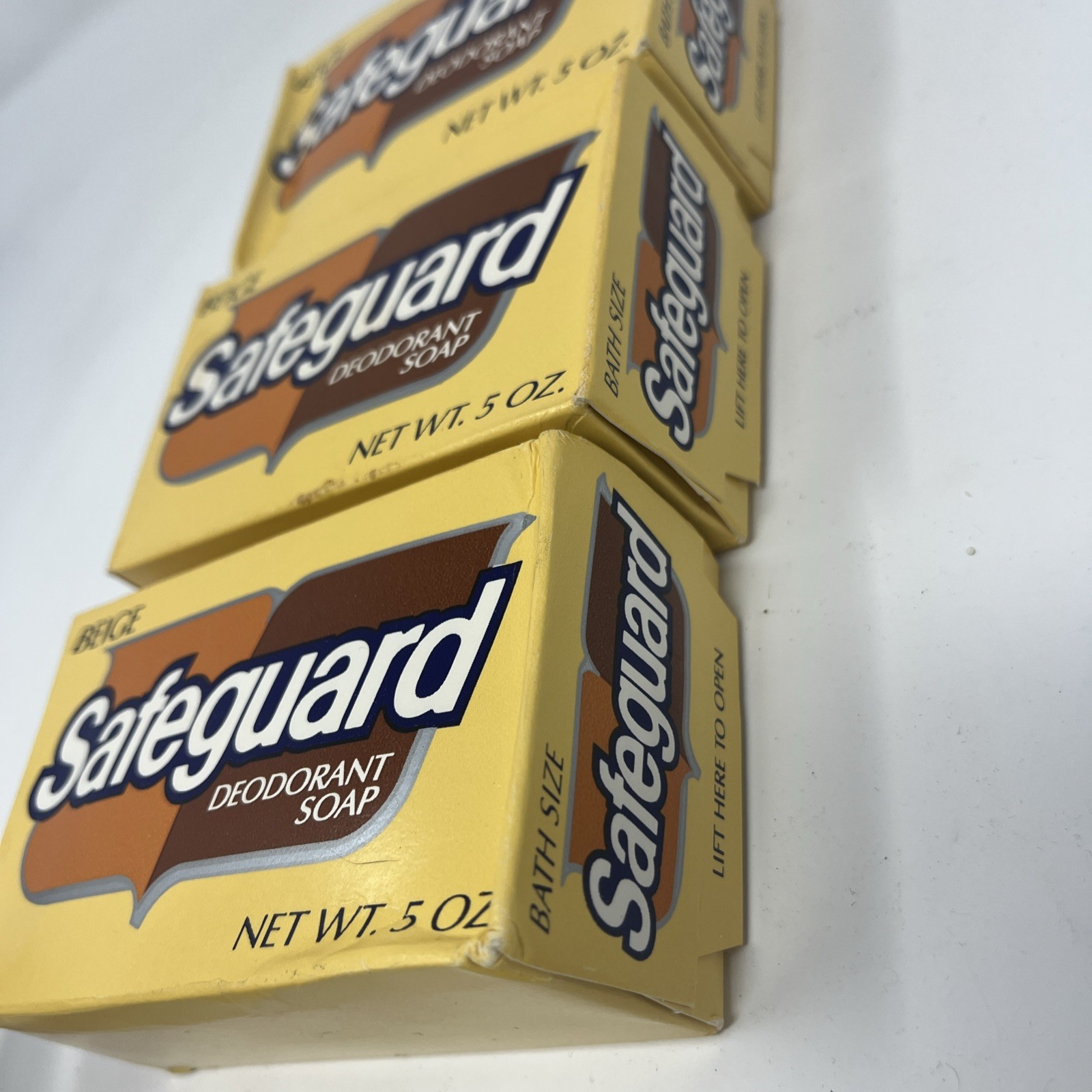 Safeguard Deodorant Soap Beige 5 oz New In Package NOS Box 1987 P&G Lot Of 3
