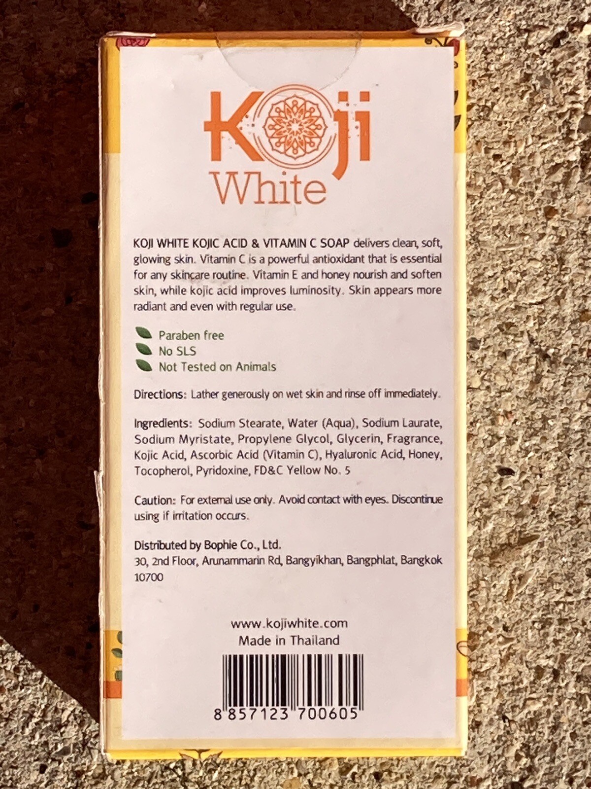 Koji White Kojic Acid & Vitamin C Skin Brightening Soap, 1 bar 2.82 oz