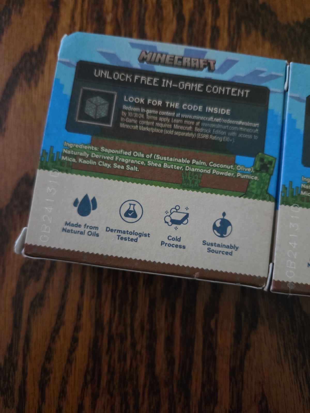 Dr. Squatch Men’s Natural Soap Minecraft Diamond Scrub (2) Bars Limited Edition
