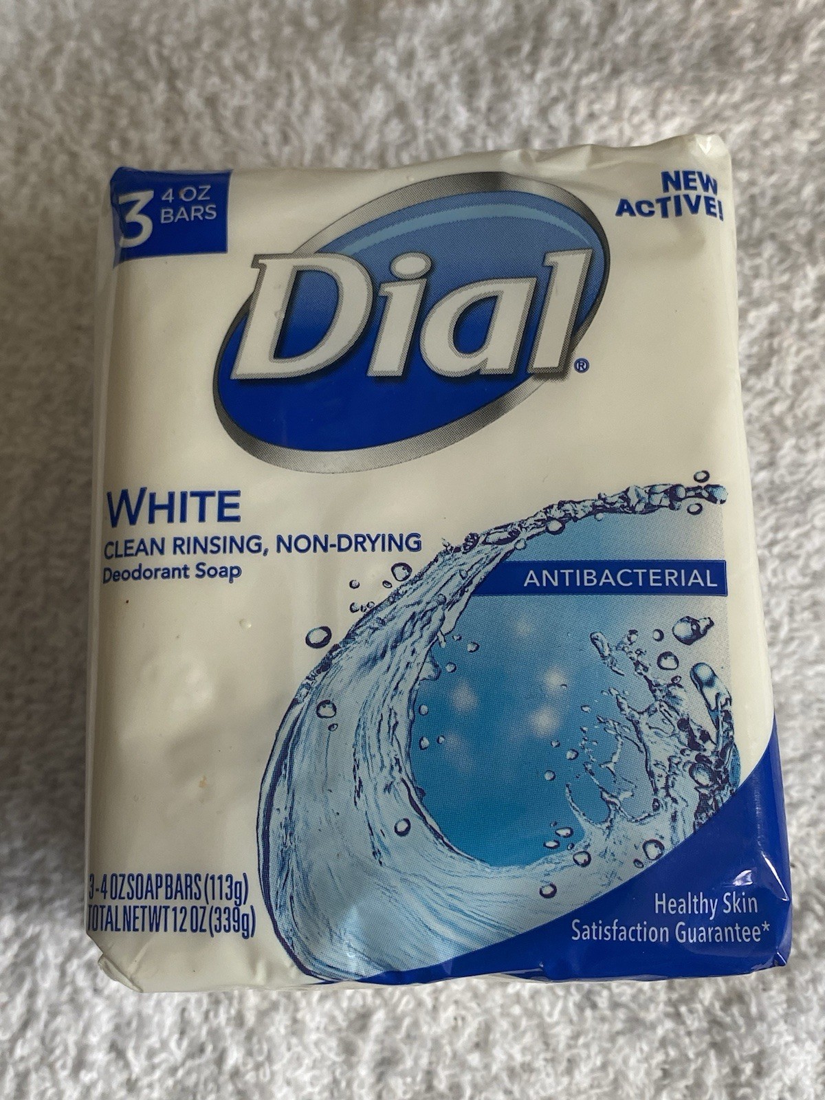 Dial Antibacterial Deodorant Soap, White, 4 Ounce (Pack of 3) Bars