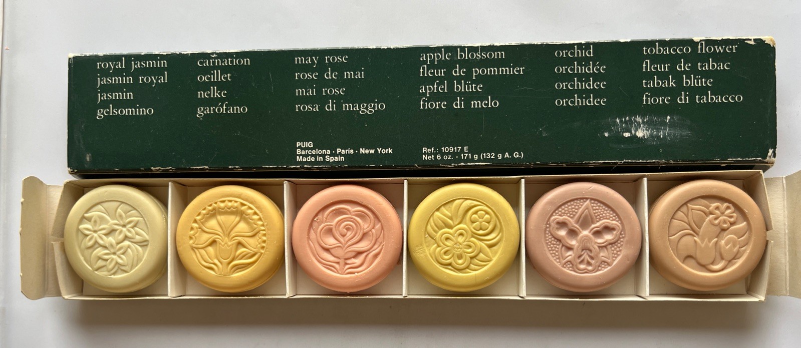 PUIG Luxury Bath Soap 6 Bars Mixed Florals Jasmin, Carnation, Rose + UNUSED