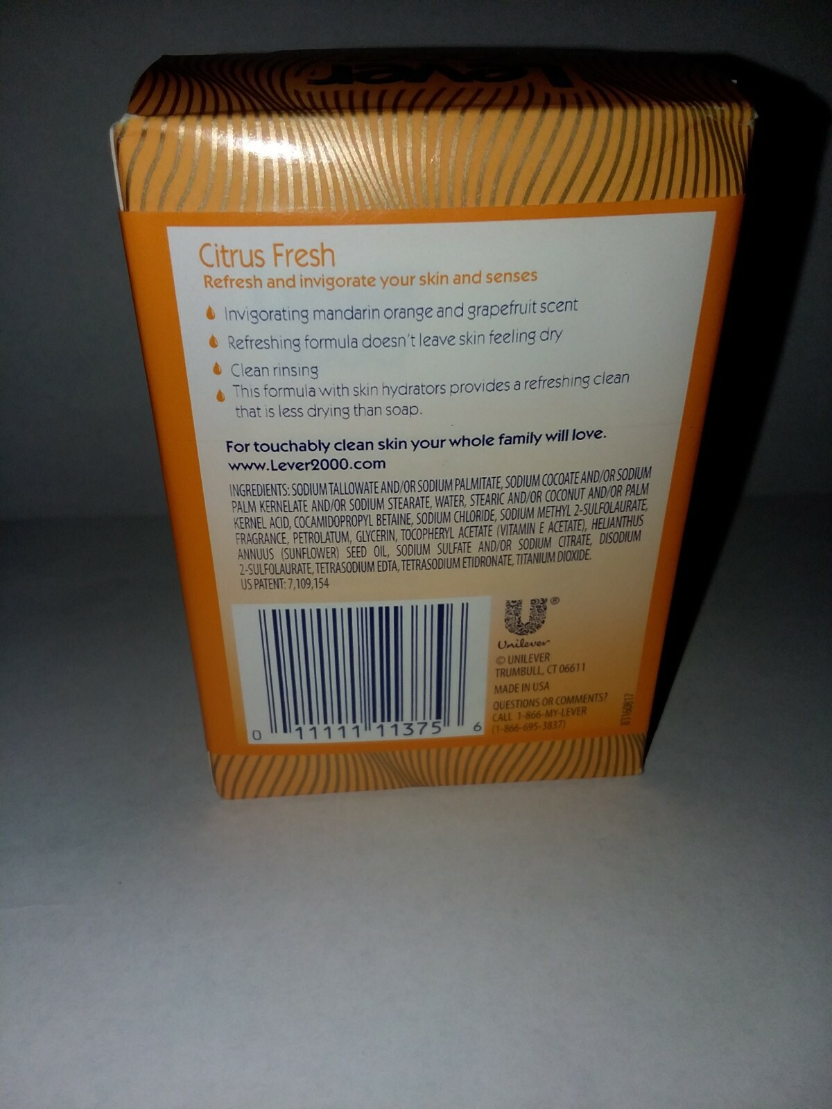 Lever 2000 Citrus Fresh Bar Soap 2 Bars. New In Box