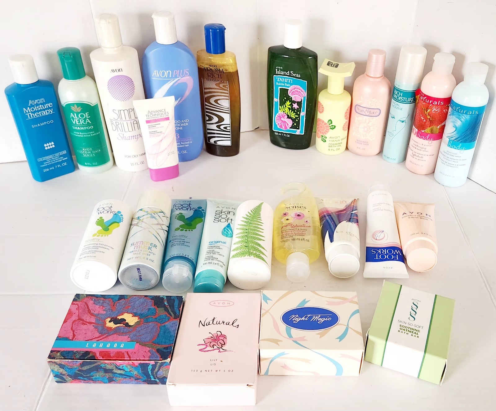 Vintage Avon Products Lotion Shampoo Soap Bath New NOS 25 Piece