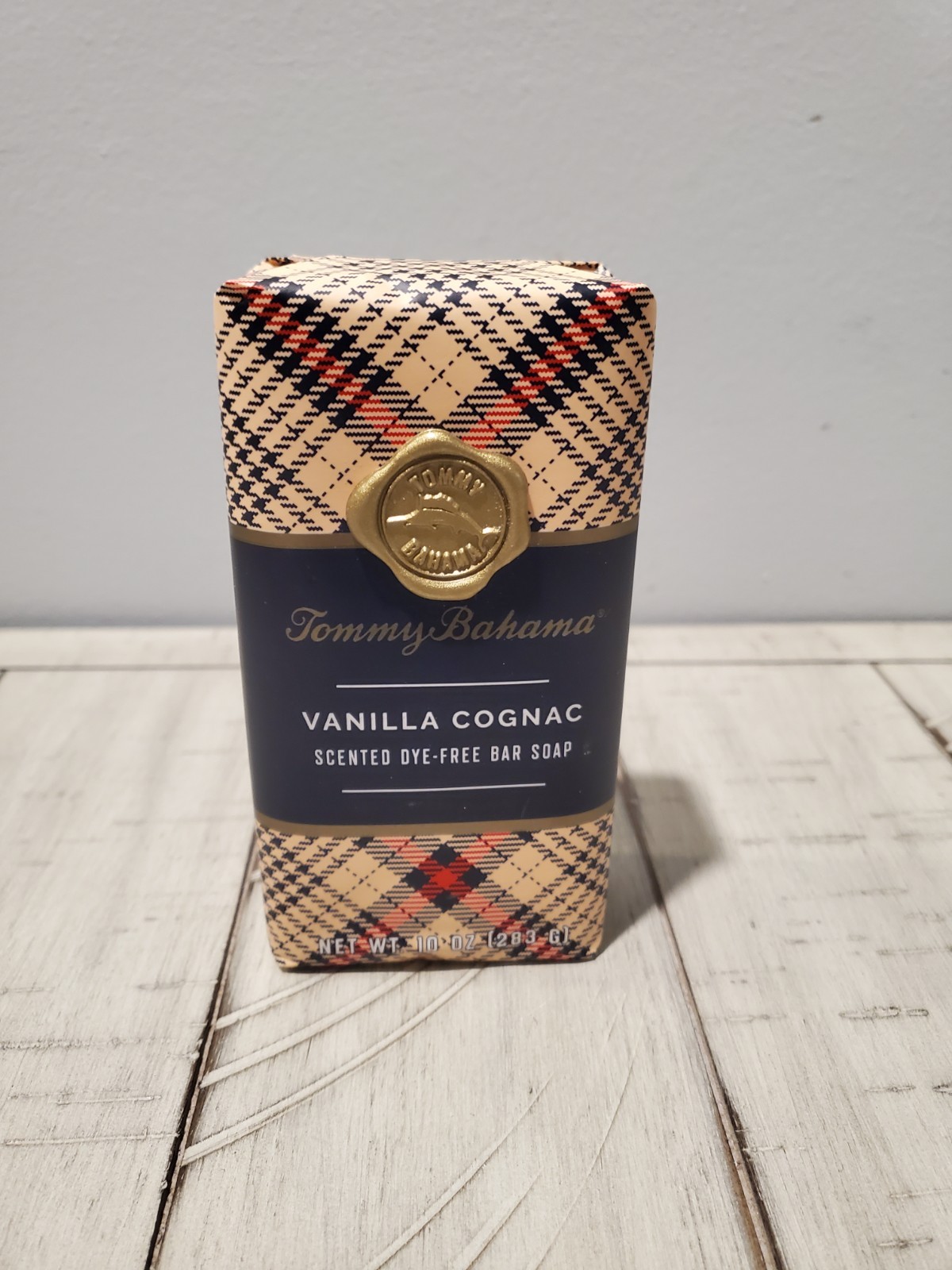 Tommy Bahama Vanella Cognac Scented Dye Free Bar Soap
