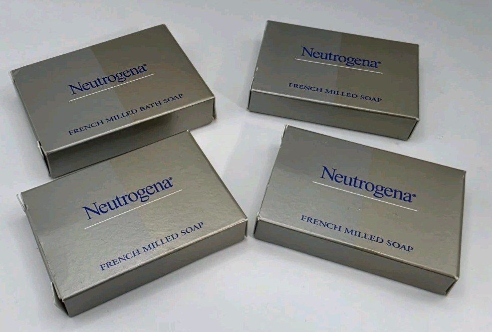 Neutrogena French Milled Bath Soap 4 Bars Travel Size Hilton Garden VTG NOS