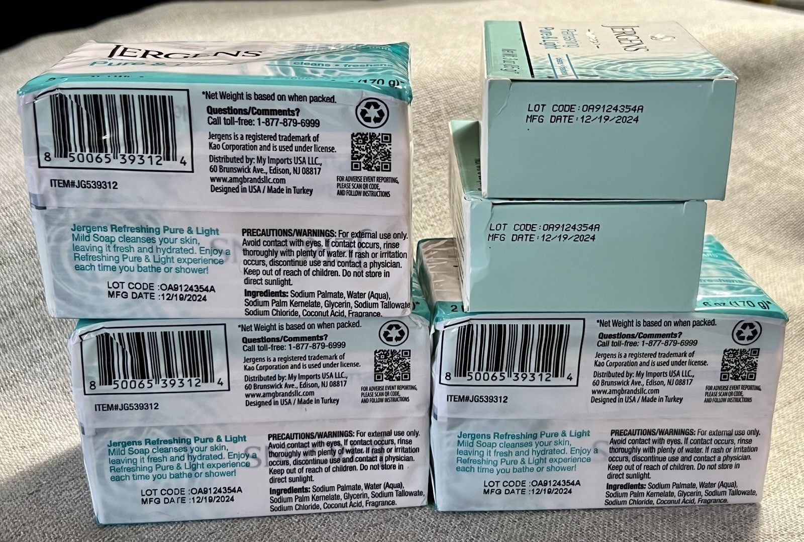 Jergens Refreshing Pure & Light mild bar soap 8 Bars Total