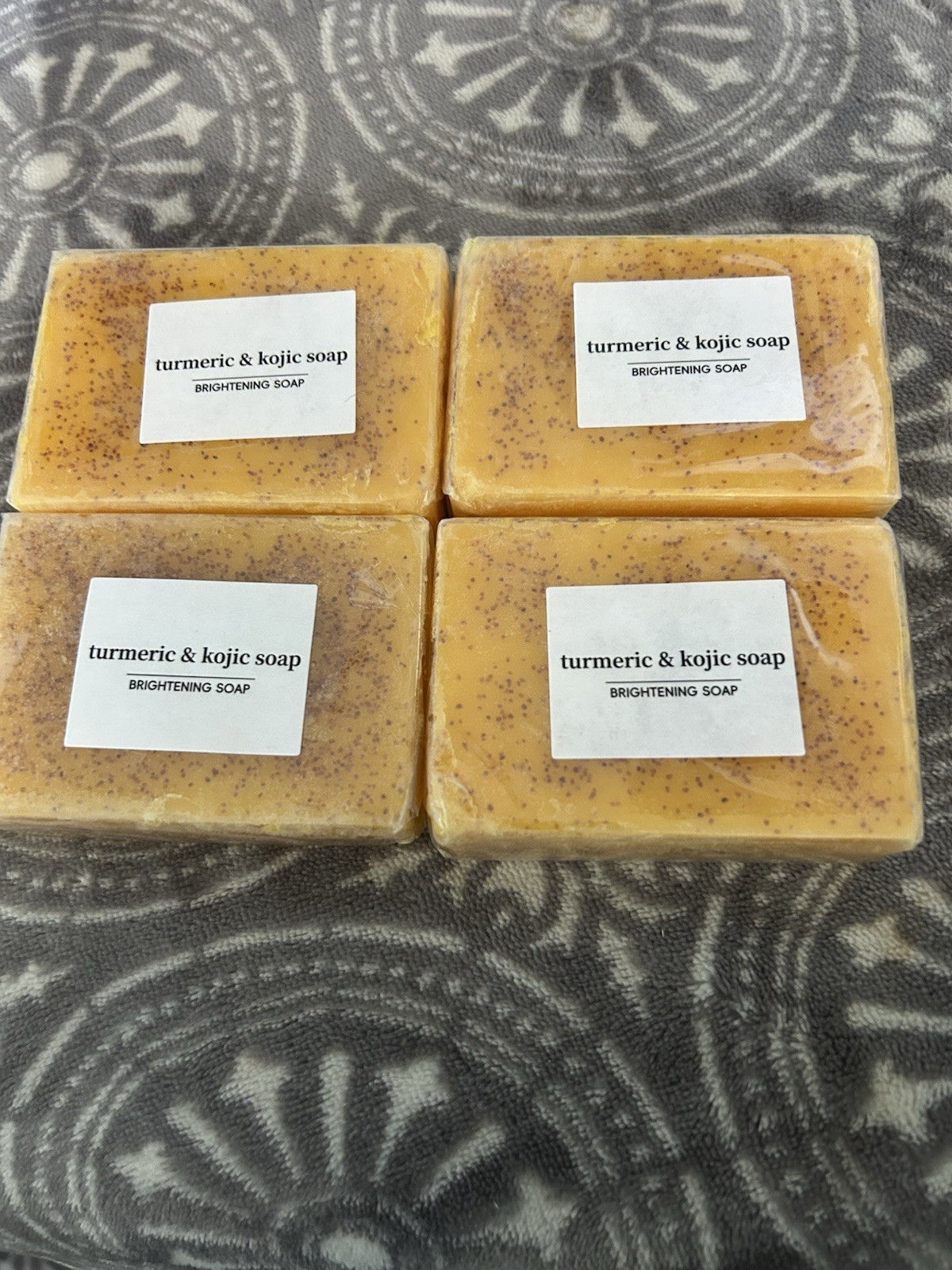 MIAOFUTONG Turmeric & Kojic Brightening Soap Multipack 100g Yellow Speckled