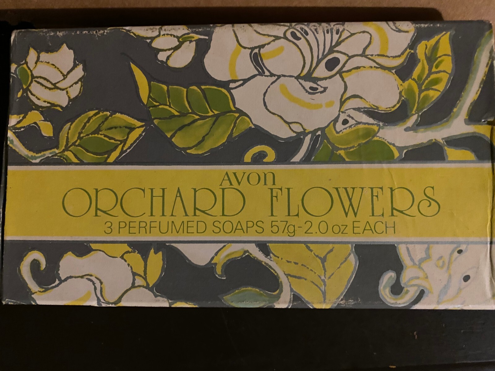 Avon Orchard Flowers 3 Perfumed Soaps 2.0oz Each