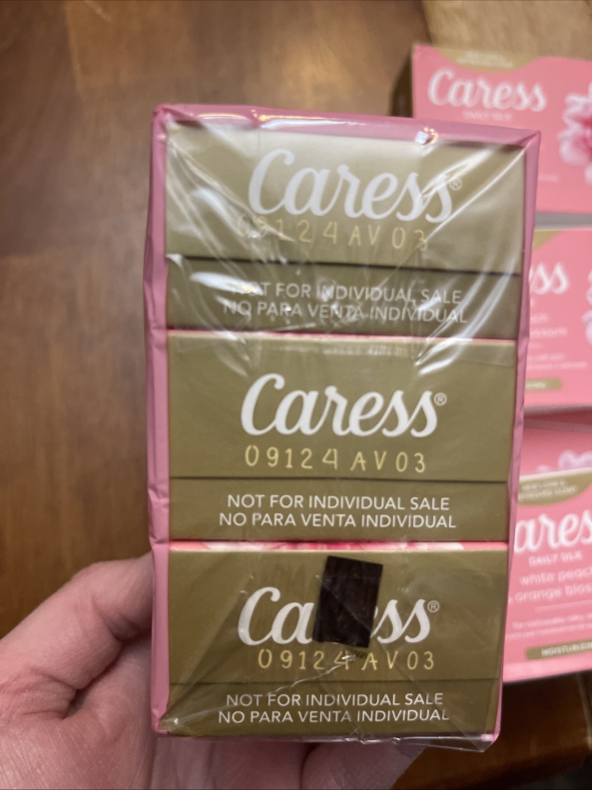 Caress Daily Silk Floral Essence White Peach & Orange Blossom Bar Soap 18 BARS
