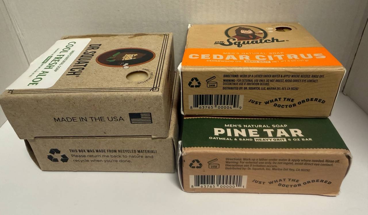 Dr. Squatch Men’s Soap 4 Bar Set Pine Tar Cedar Citrus Cool Fresh Aloe 0526-04