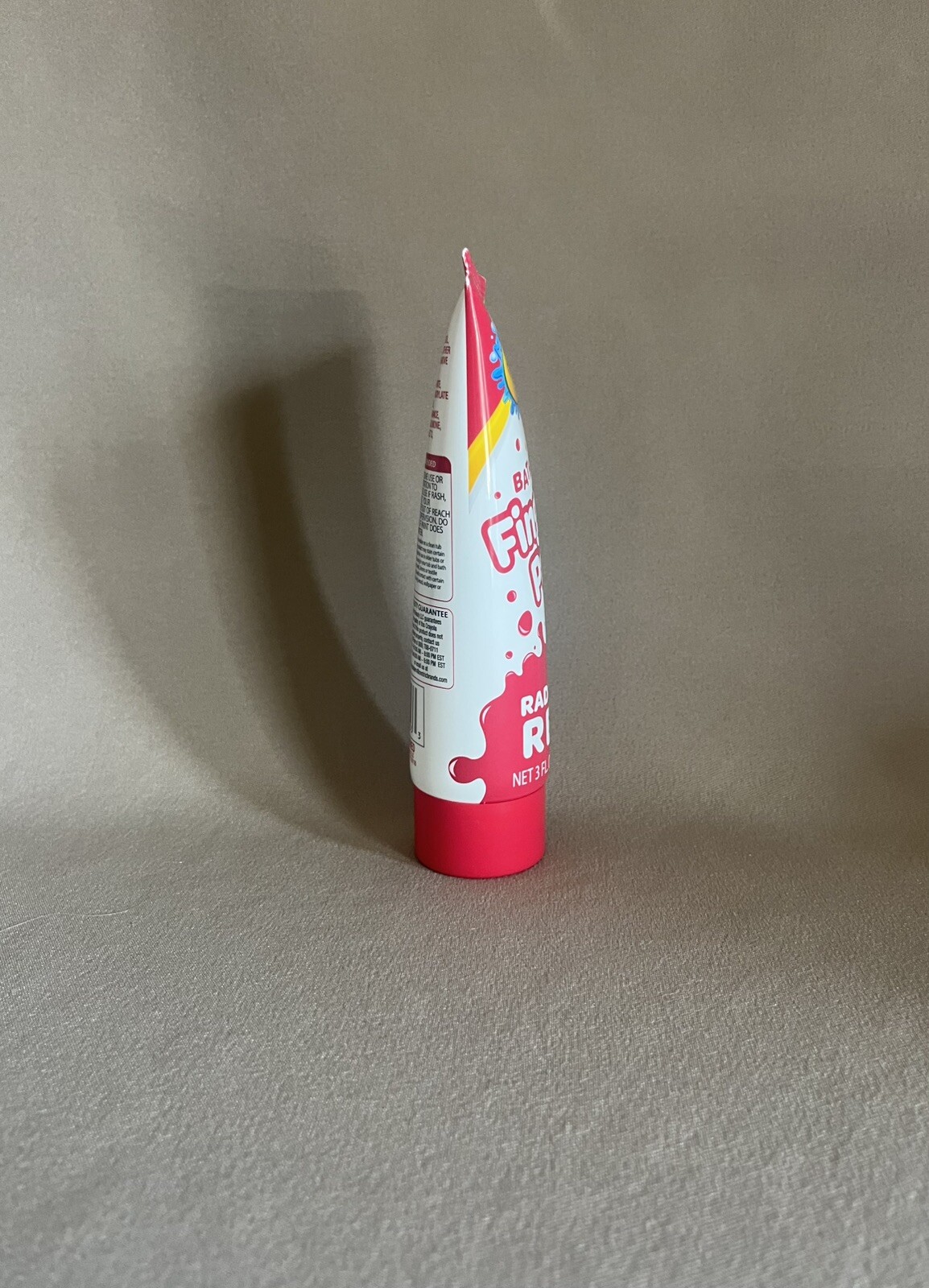 3 Oz. Crayola Bathtub Fingerpaint Soap Radical Red~6 1/4” Tall, For Ages 3+, New