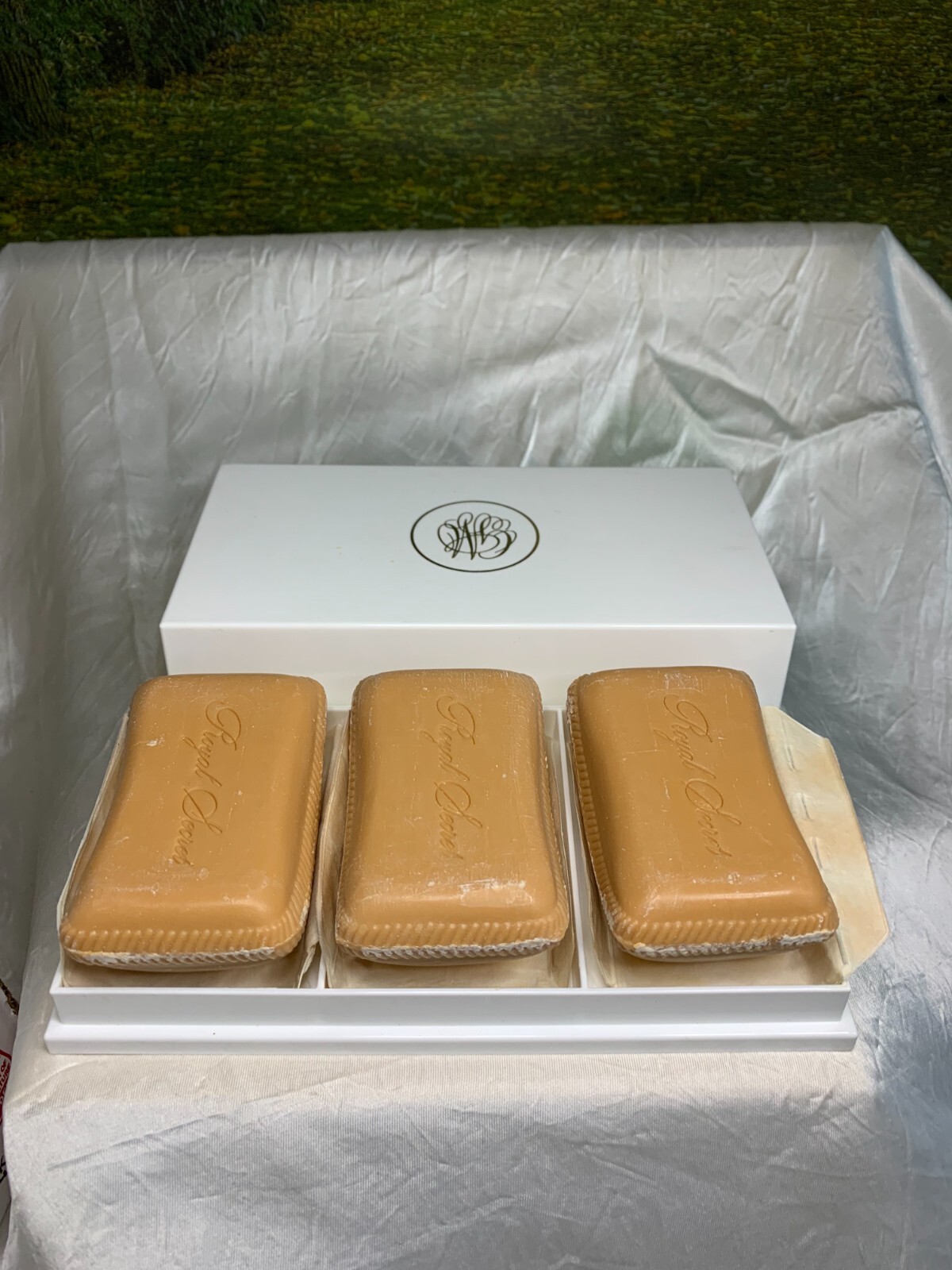 ROYAL SECRET SOAP