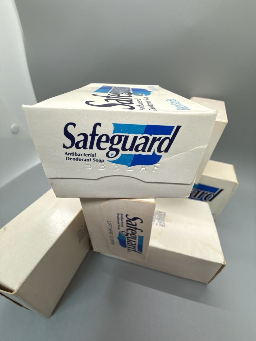 Safeguard Antibacterial Deodorant Beige Bath Sz Bar Soap 6 – 5 oz NOS 1994 Vtg