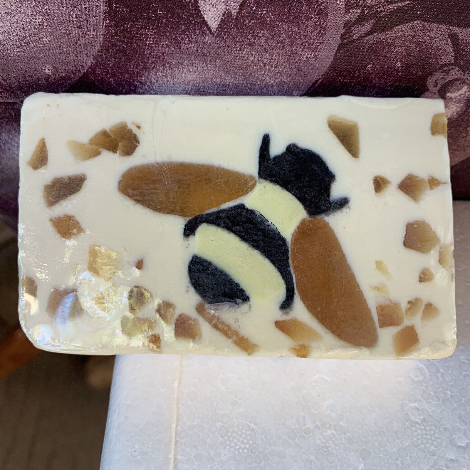 Honey Bee Real Honey Orange Fragrance Handmade Bar Soap Sealed Brand New