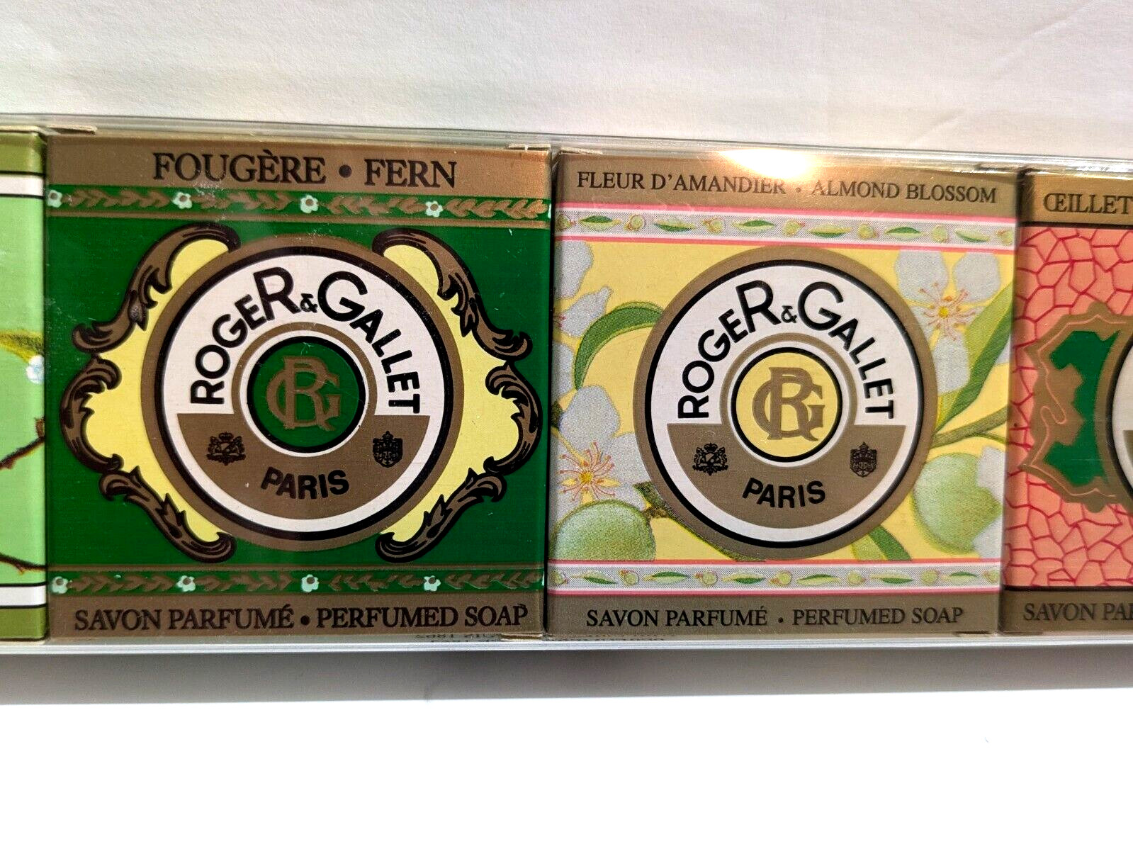 Vtg Roger & Gallet Paris Soap Set of 6 Sealed 0.9 oz Perfumed Scented Guest Bars