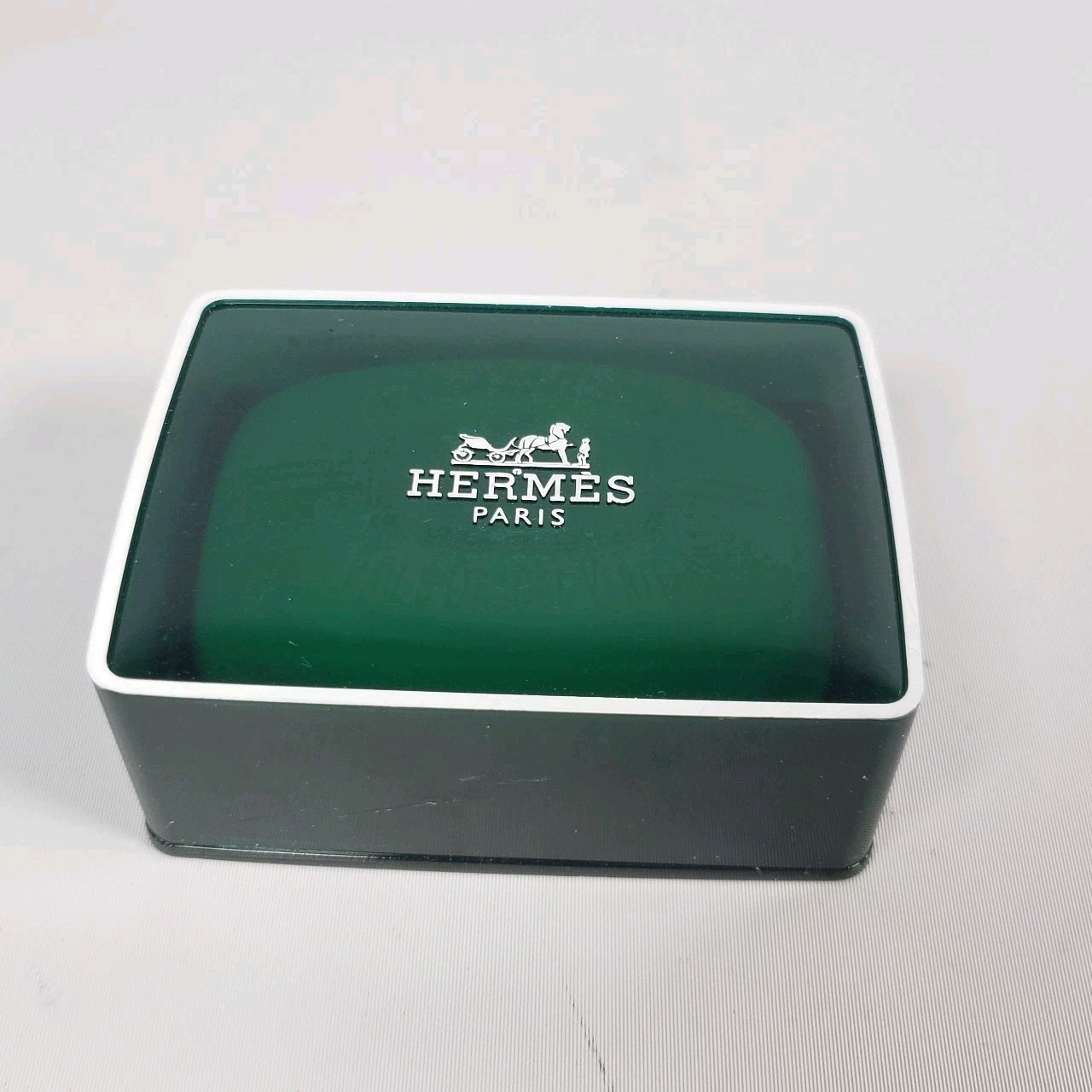 New HERMES Perfumed Soap Eau D’Orange Verte 1.7 oz Travel Size Paris Hard Case