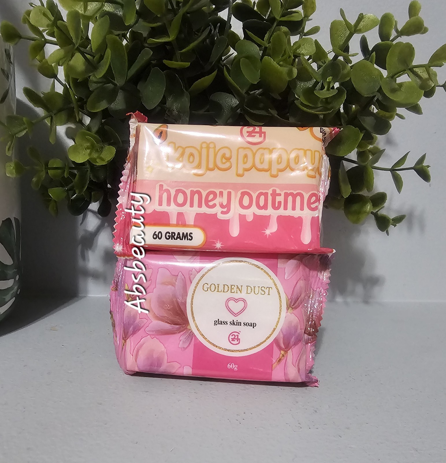 G21 Mini Combo Golden Dust Soap & Kojic Papaya Honey Oatmeal Duo Soap 60g Each✨️