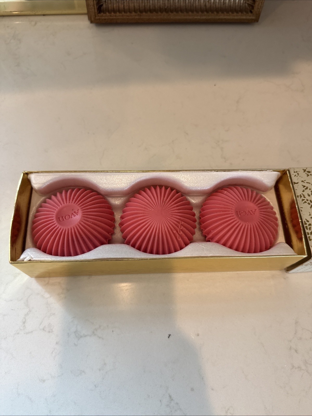 Vtg Avon Sonnet Perfumed Soaps 3 oz each, 9 oz total New In Box Artistic