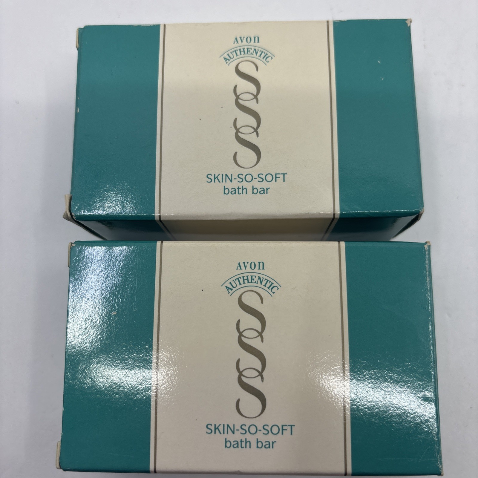 Avon SKIN- SO- SOFT Original Woodland Fresh Bath Bar Lot of 2 (3.5 oz) NIB 1994