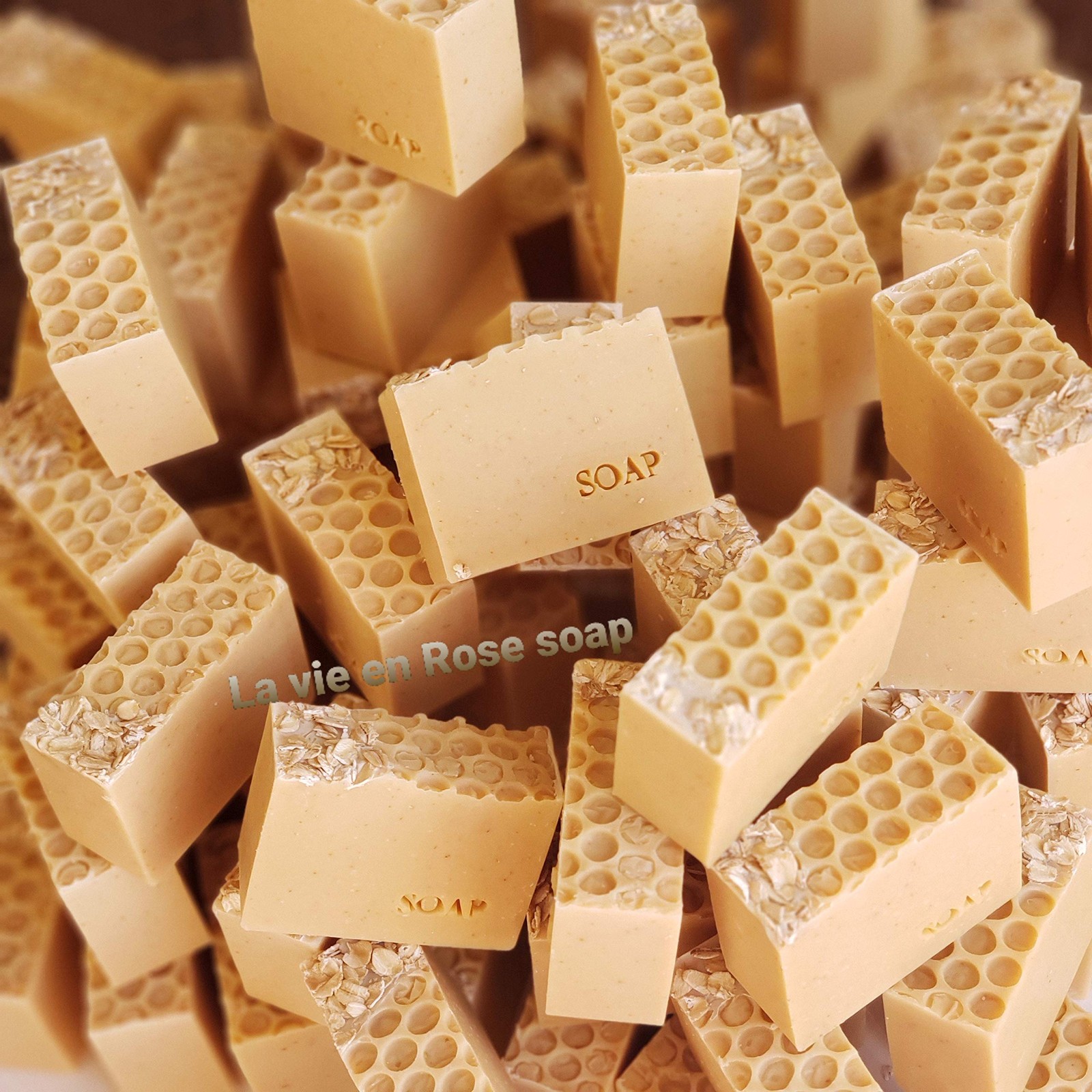 Goat Milk Soap Bars with Oatmeal & Raw Organic Honey For All Skin Types. Natu…