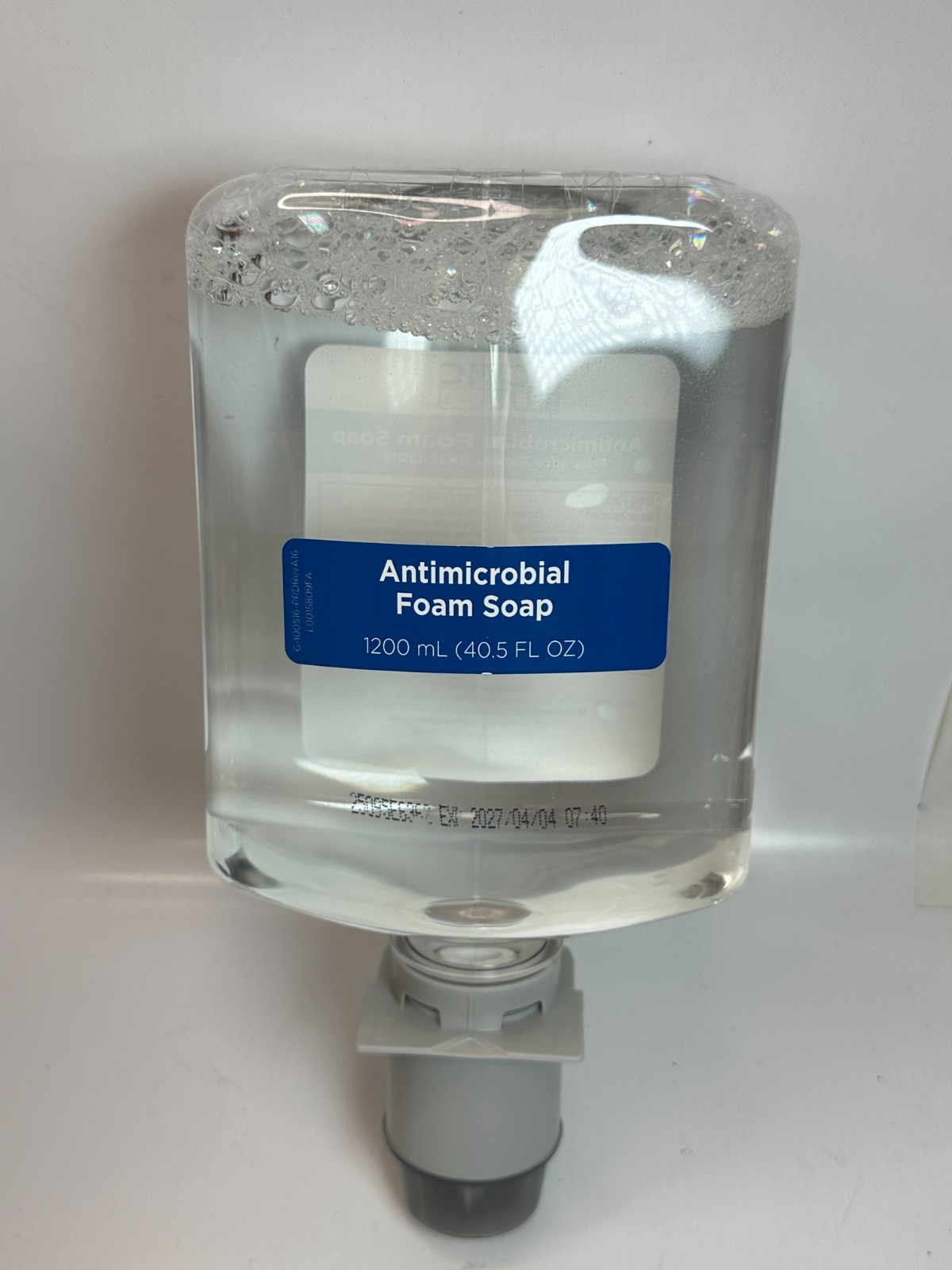 Georgia-Pacific 43818 Blue 1.2L Fragrance Free Foam Soap Antimicrobial (box of 4