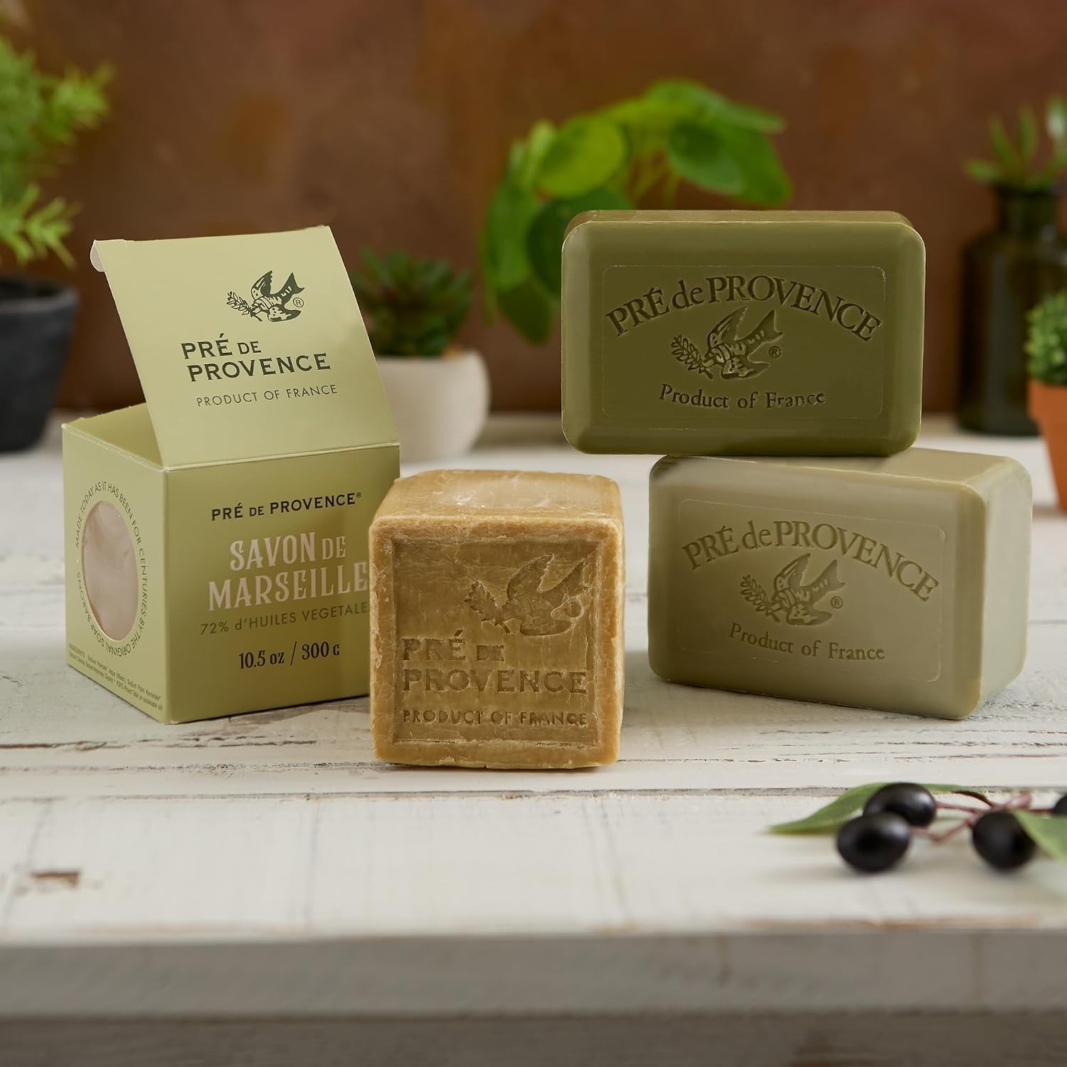Natural French Soap with Organic Shea Butter – Soothing Olive Oil & Lavender