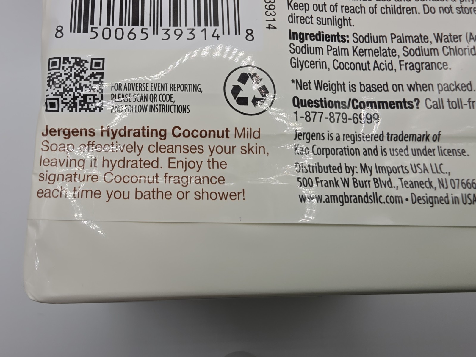 (4) Jergens Mild Coconut Bar Soap. 8 Bars Total, 3 Ounces Each
