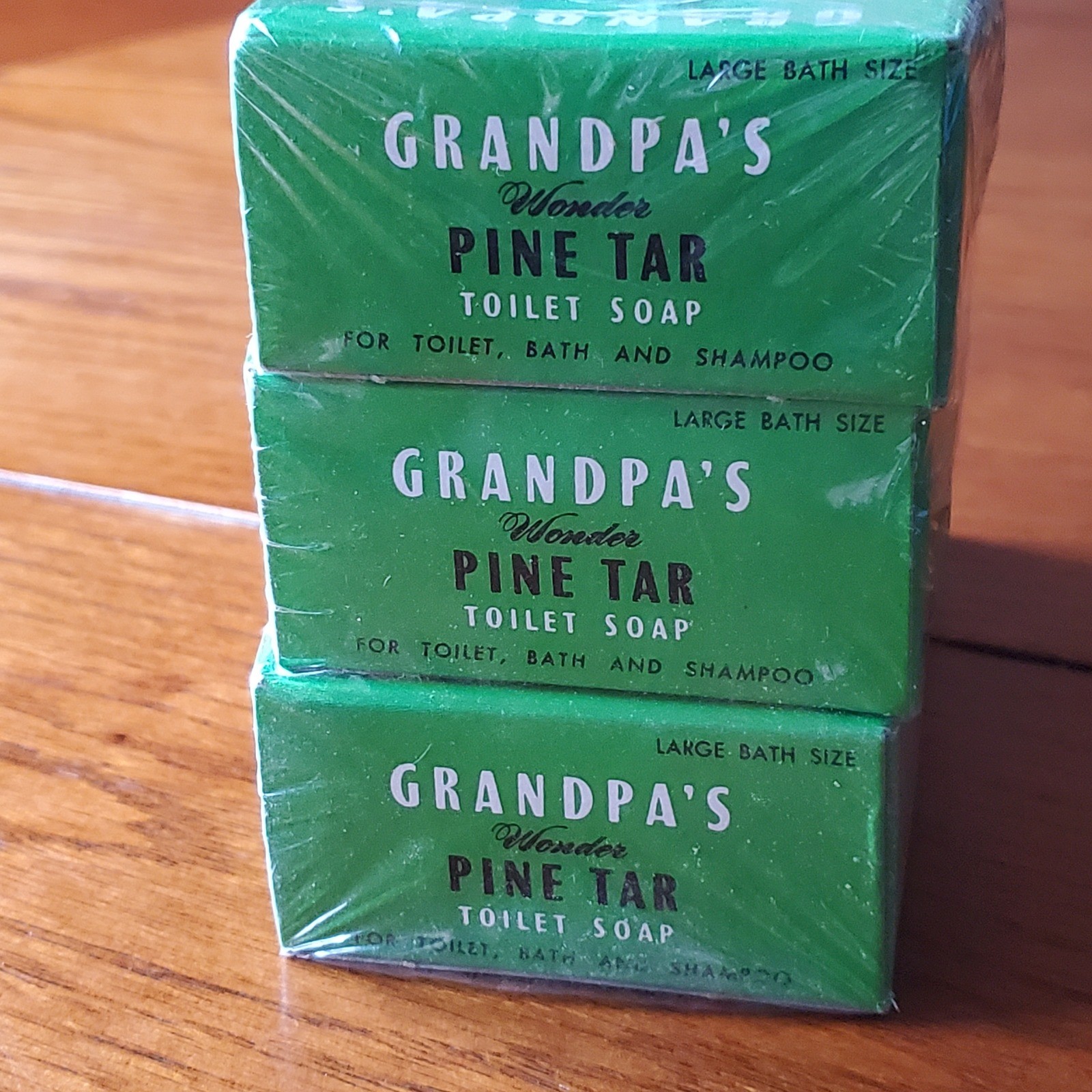 Vtg Grandpa’s Wonder Pine Tar Toilet Soap Sealed Bundle Large Bath Size 4.25oz