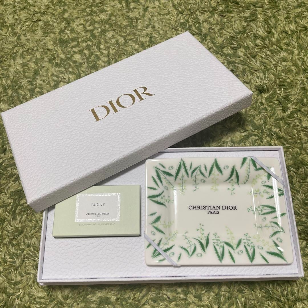 Christian Dior Maison Lucky soap set Soap & Soap Dish Tray Flower Ceramics gift