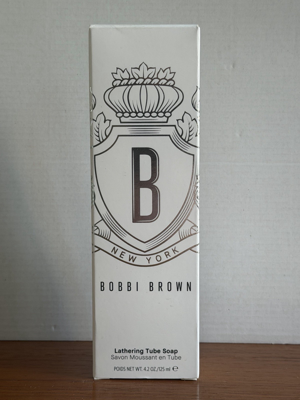 Bobbi Brown New York Lathering Tube Soap 4.2 oz for Body & Hands, White