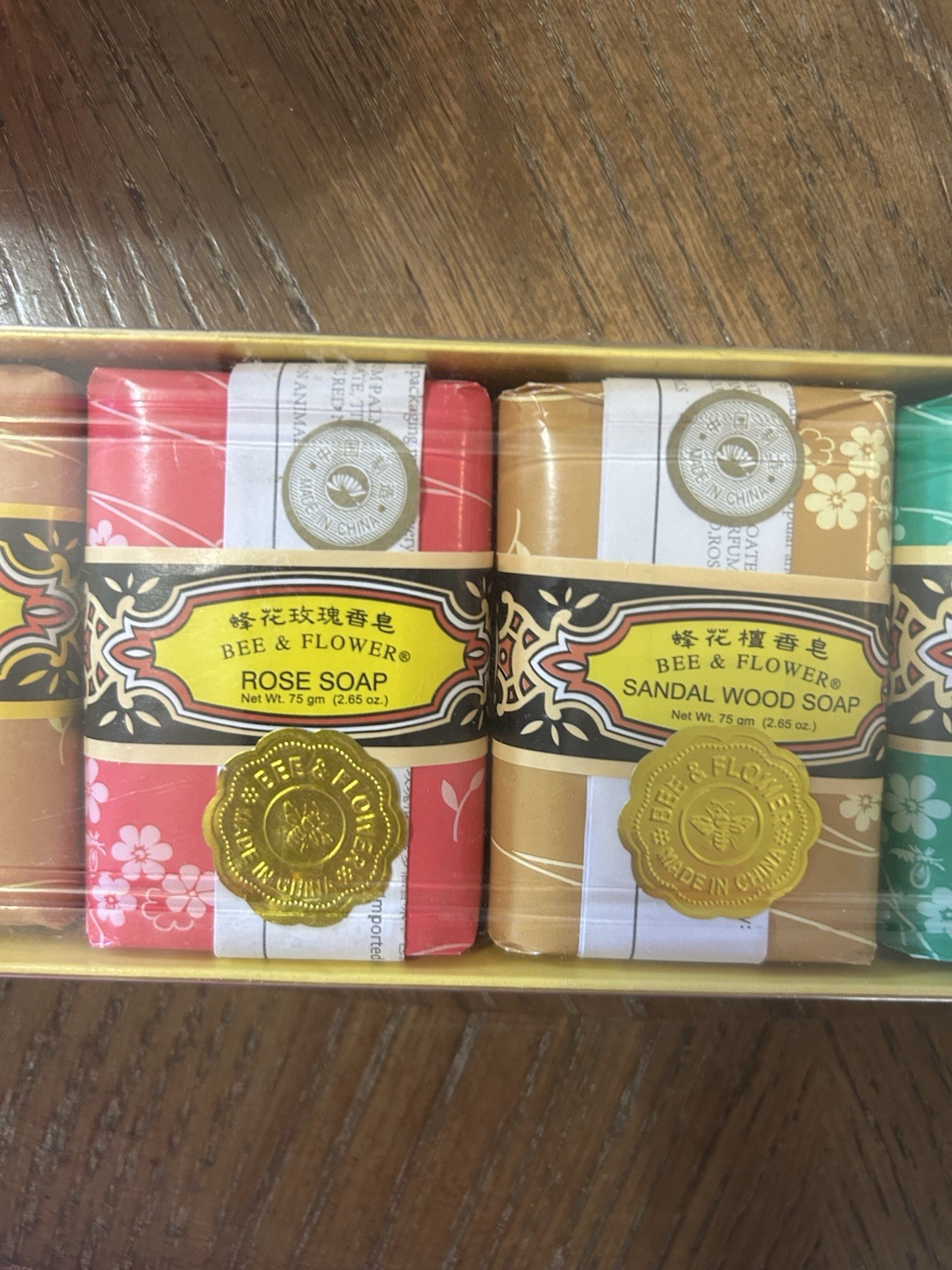 Bee and Flower Brand Soap Gift Set 4 Pack 2.65 oz Bars New Sealed
